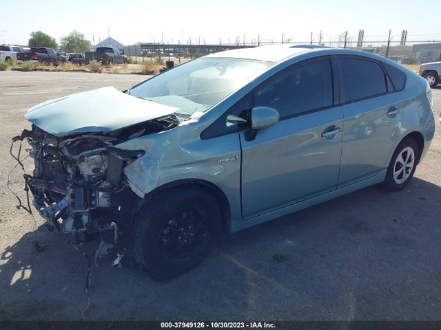 Toyota Prius Two 2015 JTDKN3DU4F1949868 Image 2