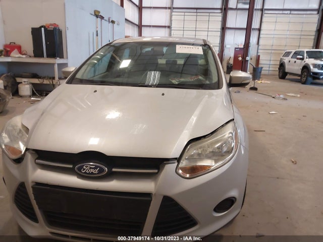 2014 Ford Focus Se მანქანა იყიდება აუქციონზე, vin: 1FADP3F29EL376537, აუქციონის ნომერი: 37949174