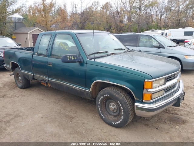 1996 CHEVROLET GMT-400 C1500 VIN: 2GCEC19W2T1175496