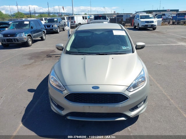 2015 FORD FOCUS SE VIN: 1FADP3F29FL380573