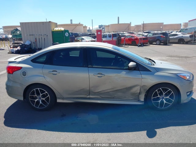 2015 FORD FOCUS SE VIN: 1FADP3F29FL380573