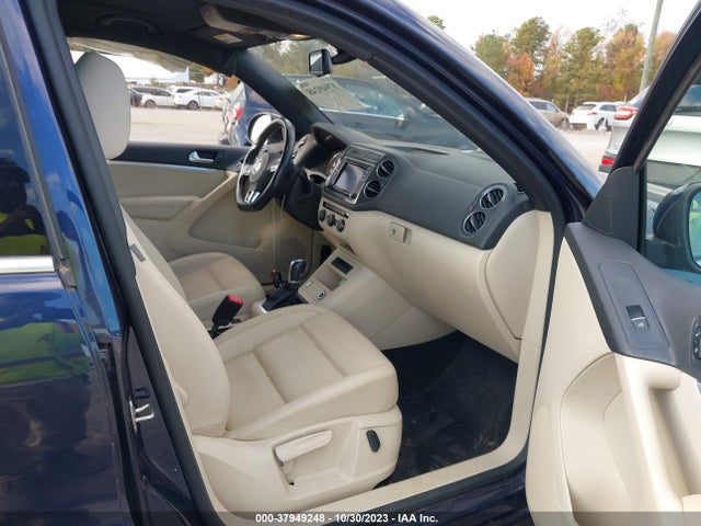 WVGAV7AX6GW600101 Volkswagen Tiguan R-line