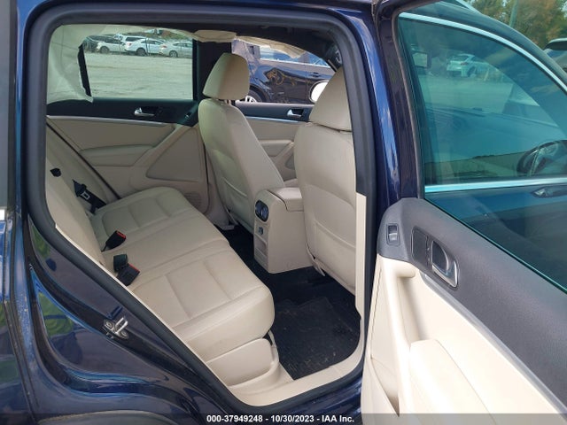 WVGAV7AX6GW600101 Volkswagen Tiguan R-line