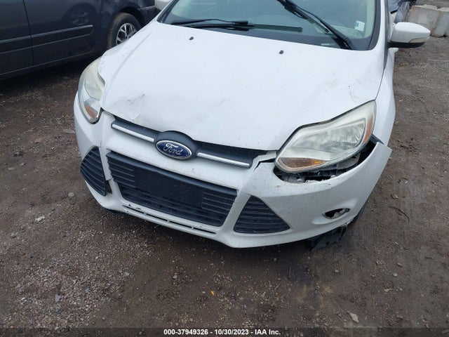 Ford FOCUS SE 2014 1FADP3K25EL194128 Image 6