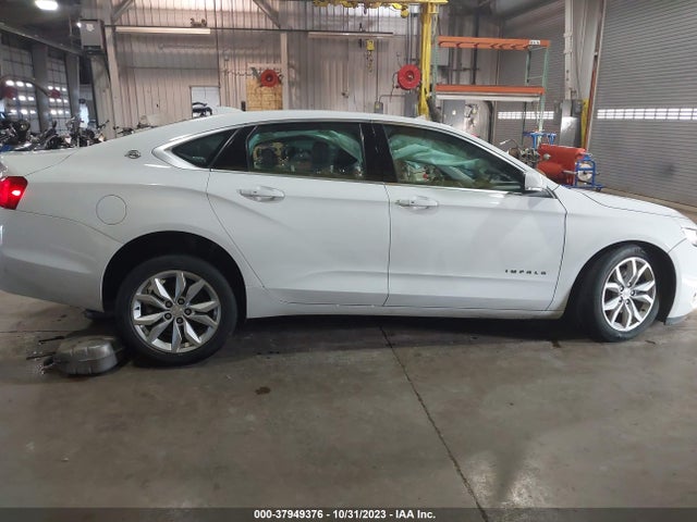 Chevrolet IMPALA 1LT 2018 2G1105S39J9170155 Image 14