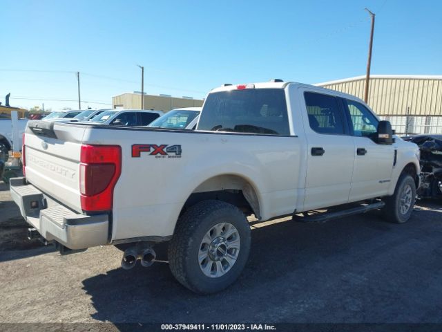 1FT7W2BT6NEE21649 Ford F-250 Xlt