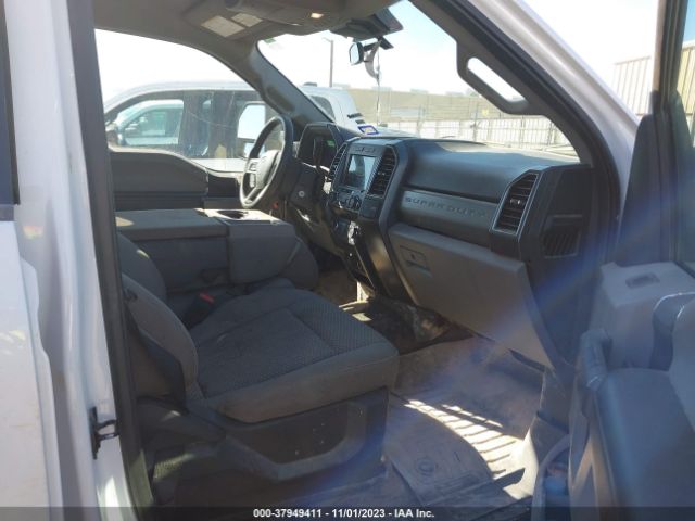 1FT7W2BT6NEE21649 Ford F-250 Xlt