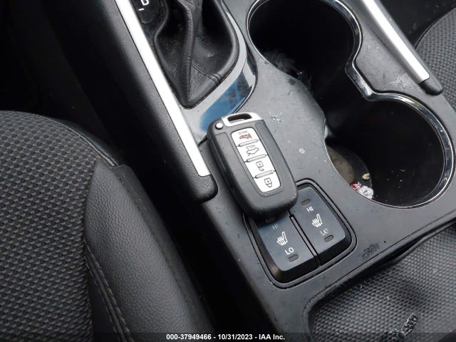 2014 HYUNDAI SONATA SE VIN: 5NPEC4AB2EH854017