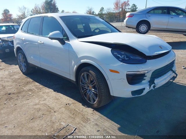2018 PORSCHE CAYENNE WP1AA2A27JKA06380 Photo 0