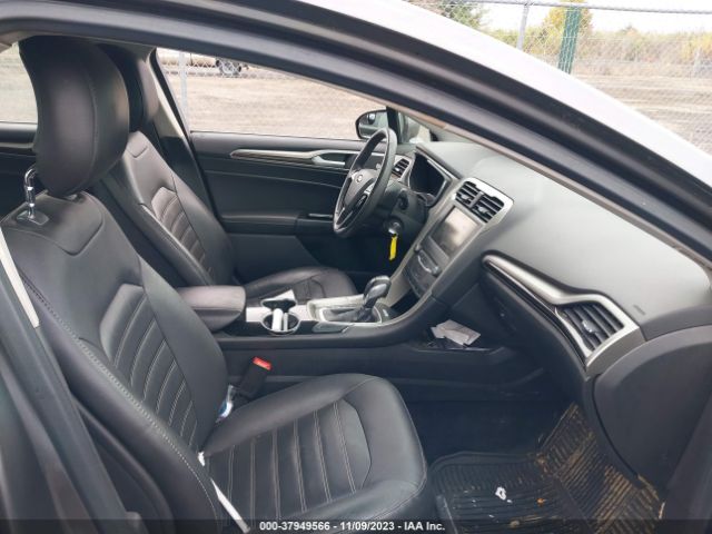 3FA6P0HD7ER303206 Ford FUSION SE