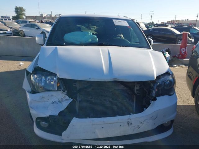 2C4RDGEG7JR248442 Dodge Grand Caravan Gt