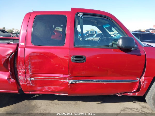 2004 GMC SIERRA 1500 SLE VIN: 2GTEC19V441128995