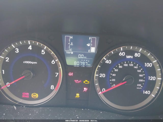 37949729 :رقم المزاد ، KMHCT5AE1FU204511 vin ، 2015 Hyundai Accent Gs مزاد بيع