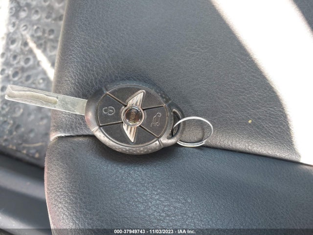 2005 MINI COOPER WMWRC33495TJ64171 Photo 10