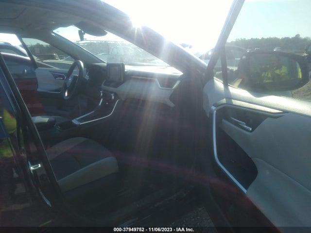Toyota Rav4 Xle 2019 JTMW1RFV6KD015886 Image 5