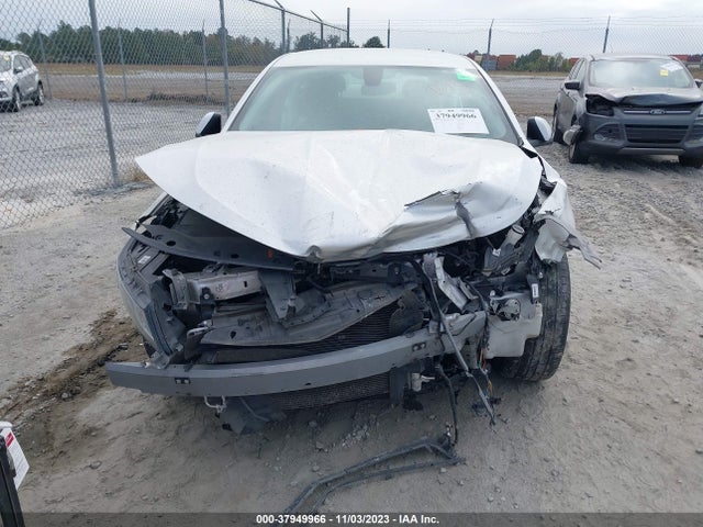 Chevrolet IMPALA 1LT 2018 1G1105S34JU105619 Image 12