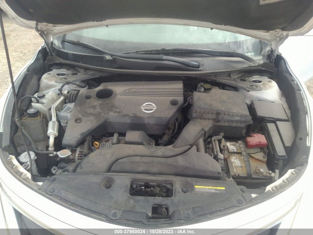 Nissan Altima 2.5 S 2015 1N4AL3AP4FC460428 Image 10