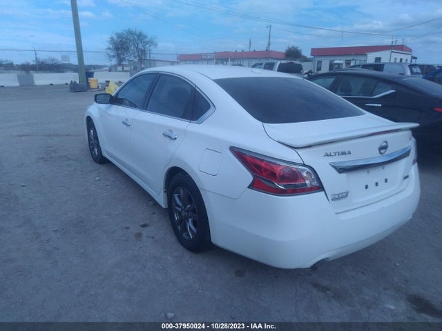 Nissan Altima 2.5 S 2015 1N4AL3AP4FC460428 Image 3