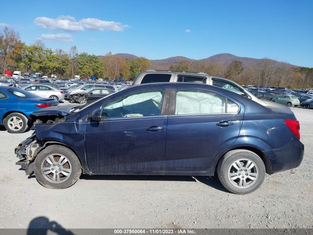Chevrolet Sonic Lt Auto 2016 1G1JC5SH4G4124733 Image 15