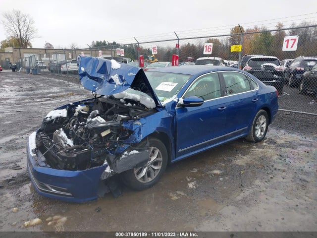 1VWAS7A30GC010615 Volkswagen Passat 1.8t S