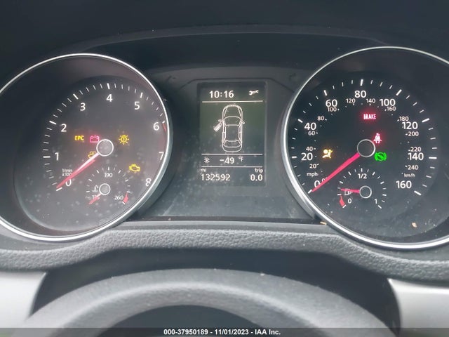 1VWAS7A30GC010615 Volkswagen Passat 1.8t S