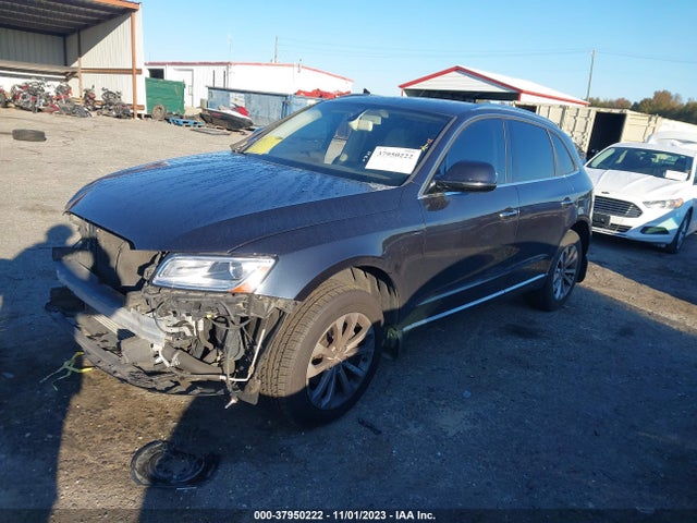 Audi Q5 2.0t Premium 2016 WA1C2AFP4GA102126 Image 2