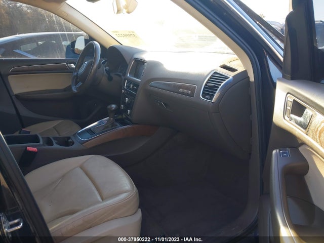 Audi Q5 2.0t Premium 2016 WA1C2AFP4GA102126 Image 5