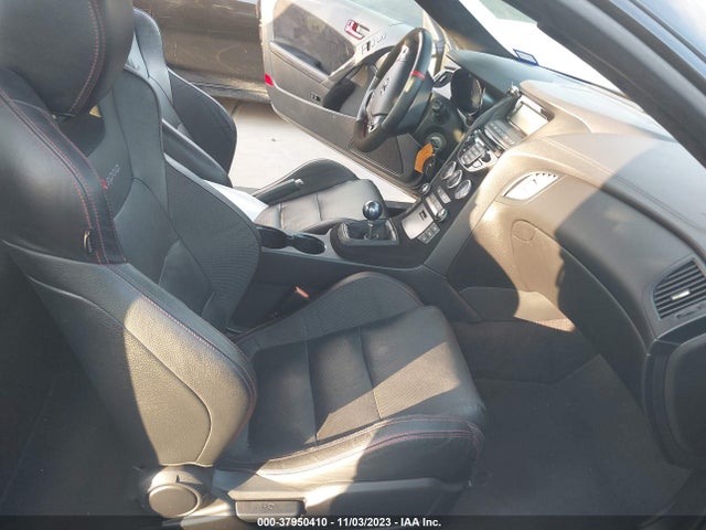 2014 HYUNDAI GENESIS VIN: KMHHT6KDXEU116461