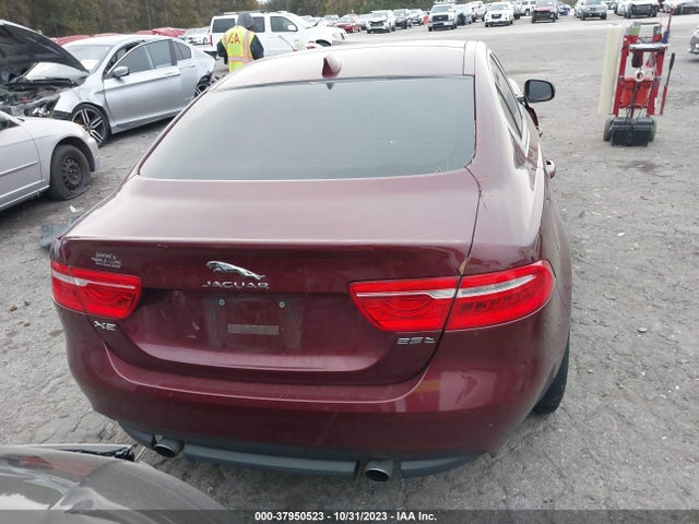 Jaguar Xe 25t 2017 SAJAR4BG1HA963461 Image 17