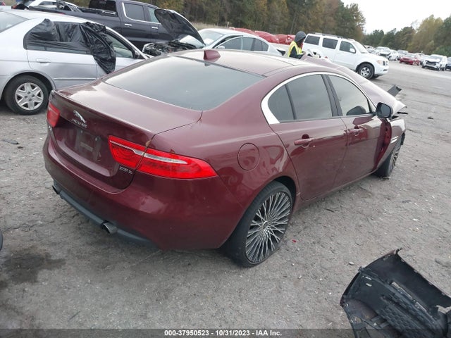 2017 JAGUAR XE SAJAR4BG1HA963461 Photo 3
