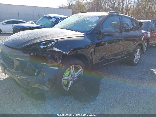 2016 PORSCHE CAYENNE WP1AE2A26GLA18236 Photo 1