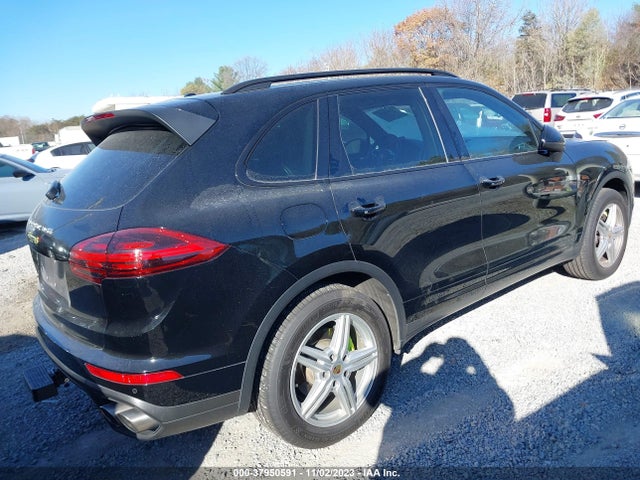 2016 PORSCHE CAYENNE WP1AE2A26GLA18236 Photo 3