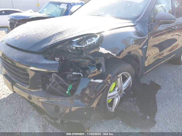 2016 PORSCHE CAYENNE WP1AE2A26GLA18236 Photo 5
