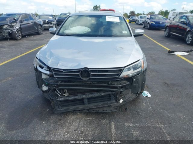 3VWD07AJ8FM316427 Volkswagen Jetta 1.8t Se