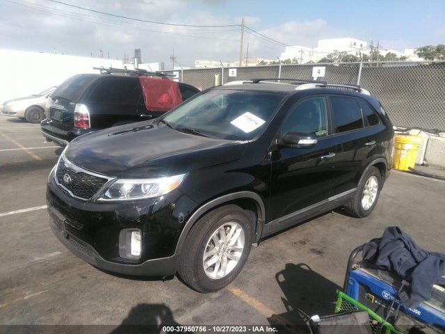 KIA SORENTO LX 2015 5XYKT4A60FG605911 Image 2