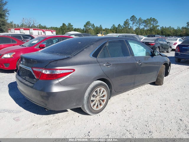 Toyota CAMRY LE 2017 4T1BF1FKXHU660665 Image 4