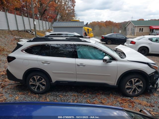 4S4BTAPC8M3226146 Subaru Outback Touring