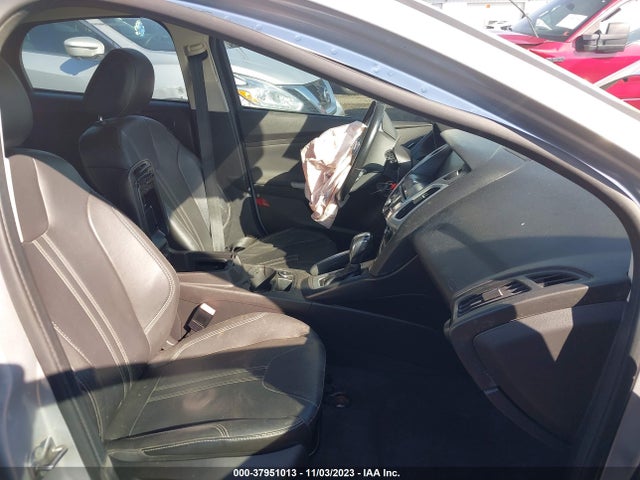 2013 FORD FOCUS SE VIN: 1FADP3K23DL122732