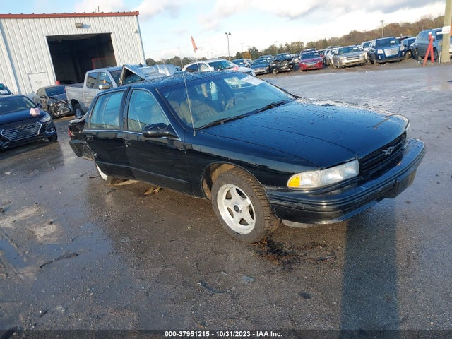 1995 CHEVROLET CAPRICE / IMPALA CLASSIC SS VIN: 1G1BL52P3SR177494