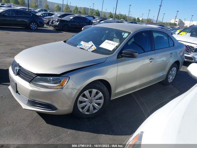 3VW2K7AJ4EM243184 Volkswagen Jetta Sedan S