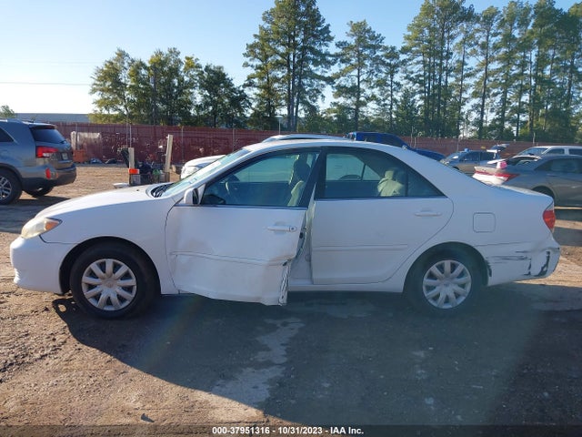 2005 TOYOTA CAMRY LE VIN: 4T1BE32K35U585484