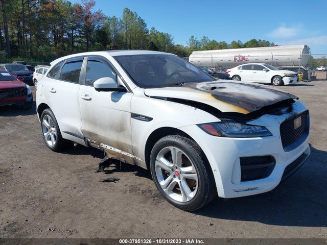 2017 JAGUAR F-PACE SADCL2BV4HA061676 Photo 0