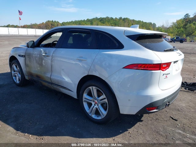 2017 JAGUAR F-PACE SADCL2BV4HA061676 Photo 2
