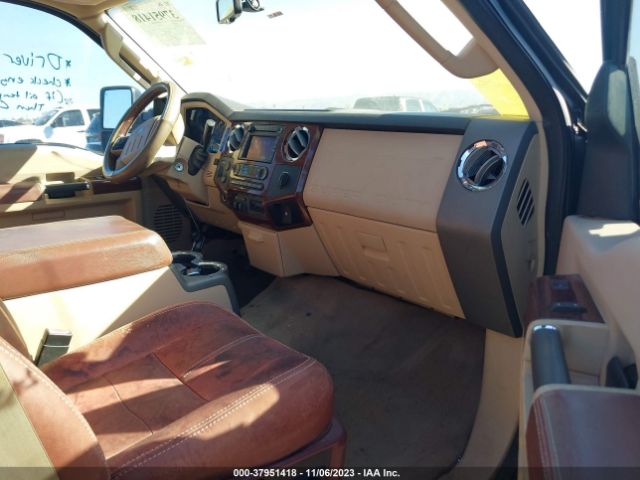 2008 FORD SUPER DUTY F-250 1FTSW21R08EB32321 Photo 4