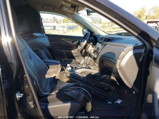 KNMAT2MV4JP581136 Nissan ROGUE SV