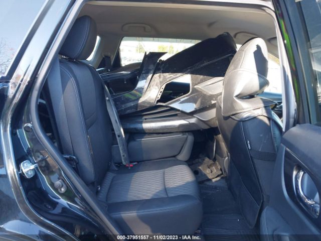 KNMAT2MV4JP581136 Nissan ROGUE SV