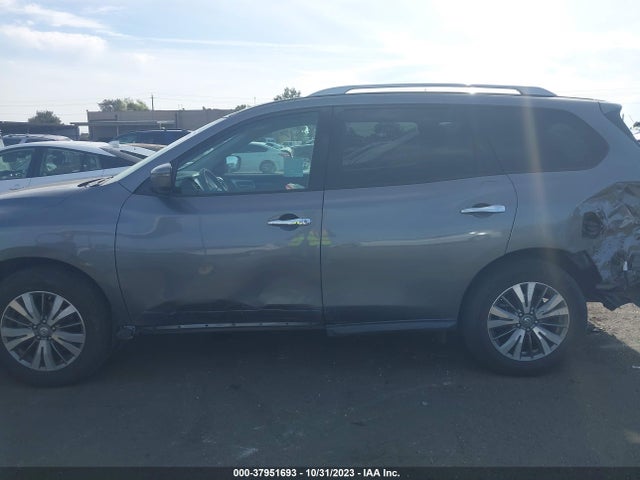 2018 NISSAN PATHFINDER SV VIN: 5N1DR2MN9JC638252