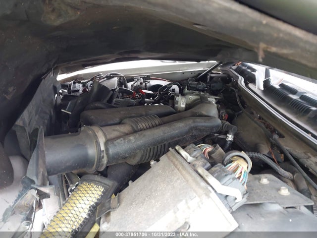 2005 MERCURY GRAND MARQUIS LS/LSE VIN: 2MEFM75W25X654252