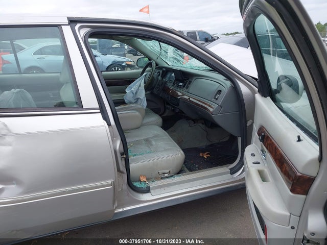 2005 MERCURY GRAND MARQUIS LS/LSE VIN: 2MEFM75W25X654252