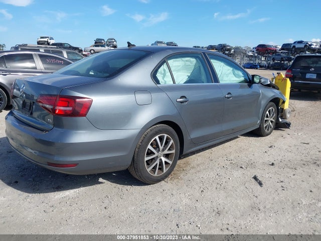 3VWDB7AJ5HM377084 Volkswagen Jetta 1.4t Se